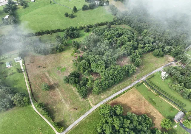 3rd image of 288 Lake Westmoreland Rd, Westmoreland, TN 37186 | MLS# 3312363