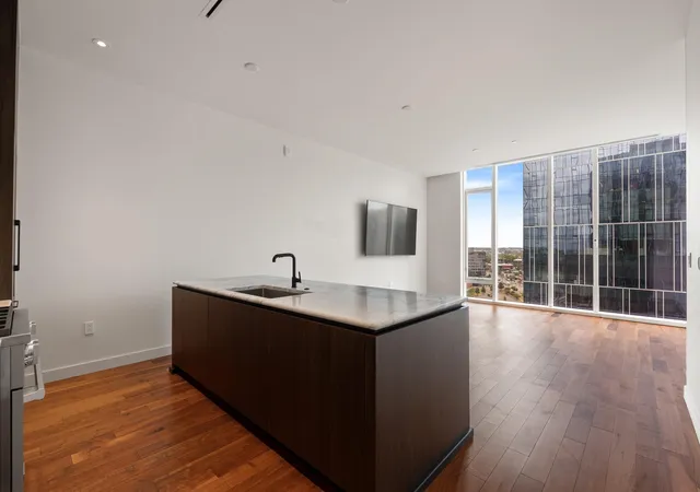Photo 2 of Condo for sale at 160 2nd Avenue S #1504, Nashville, TN 37201 | MLS# 3314658 | Listing updated on 2026-09-25