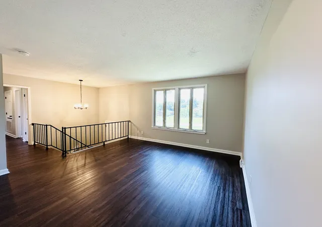 Photo 3 of Single family home for sale at 307 Bancroft Dr, Clarksville, TN 37042 | MLS# 3320947 | Listing updated on 2026-08-25