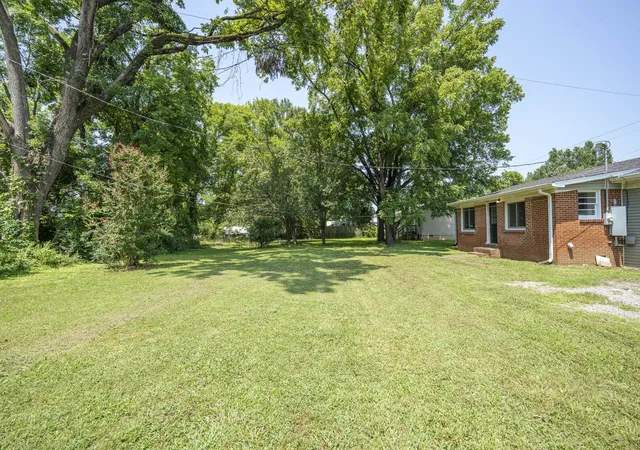 27th image of 111 N Elm St, Adamsville, TN 38310 | MLS# 3312410