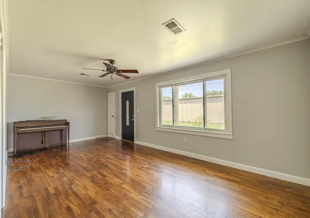 3rd image of 111 N Elm St, Adamsville, TN 38310 | MLS# 3312410