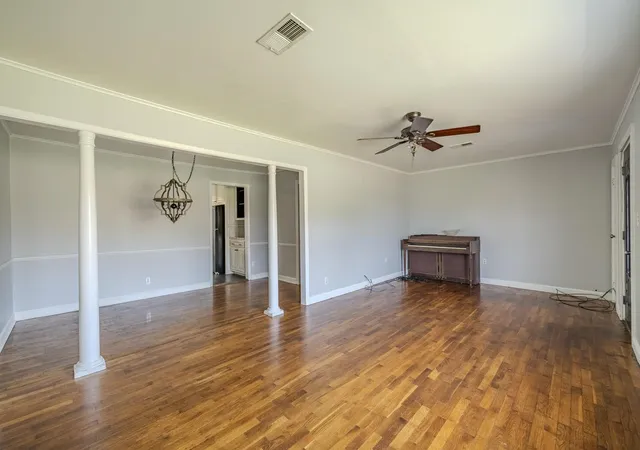 5th image of 111 N Elm St, Adamsville, TN 38310 | MLS# 3312410