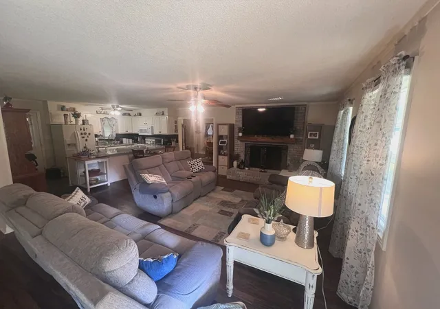 2nd image of 242 Graham Dr, Linden, TN 37096 | MLS# 3499690