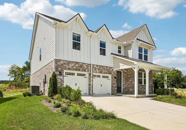 Photo 2 of Single family home for sale at 2841 Kayla Ct, Franklin, TN 37064 | MLS# 3322378 | Listing updated on 2026-09-01