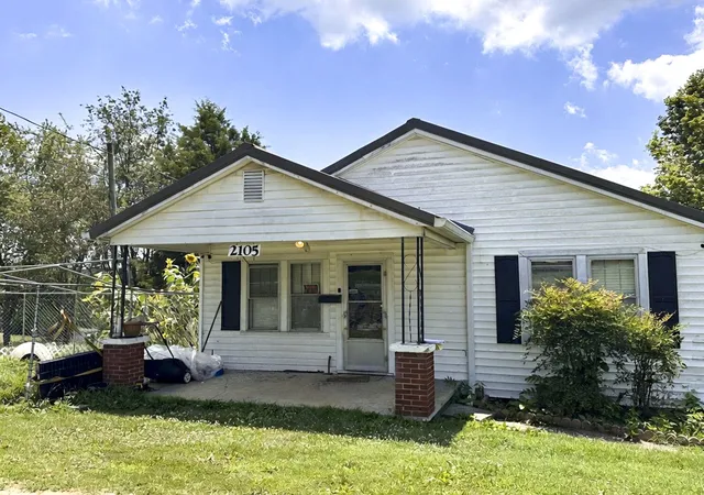 2nd image of 2105 Walnut St, White Pine, TN 37890 | MLS# 3312491