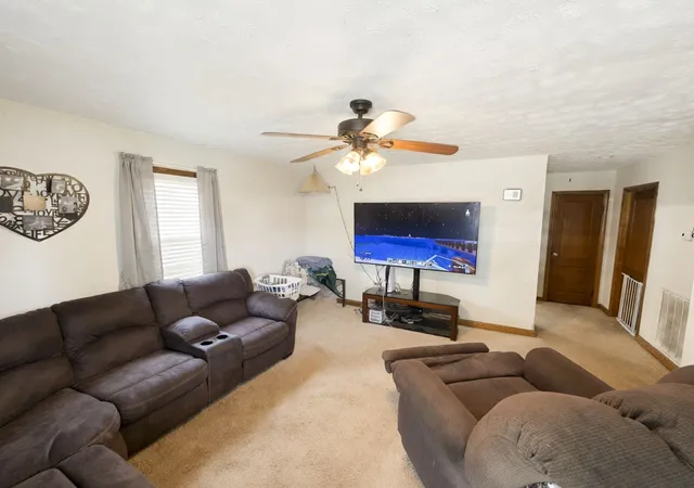 4th image of 2105 Walnut St, White Pine, TN 37890 | MLS# 3312491