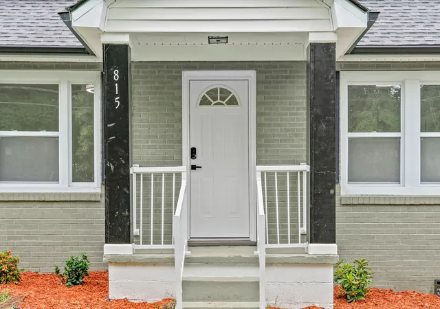 3rd image of 815 Cumberland Dr, Clarksville, TN 37040 | MLS# 3314262