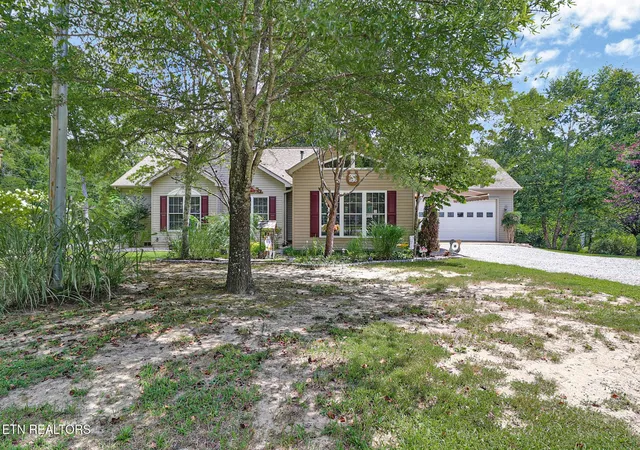 2nd image of 504 Ridge Top Dr, Jamestown, TN 38556 | MLS# 3312503