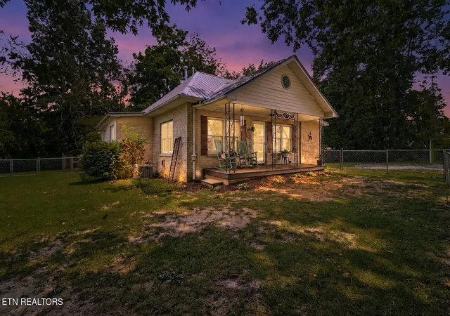 2nd image of 226 Rugby Ave, Jamestown, TN 38556 | MLS# 3312518