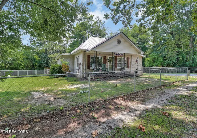 Photo 4 of Single family home for sale at 226 Rugby Ave, Jamestown, TN 38556 | MLS# 3312518 | Listing updated on 2026-09-29
