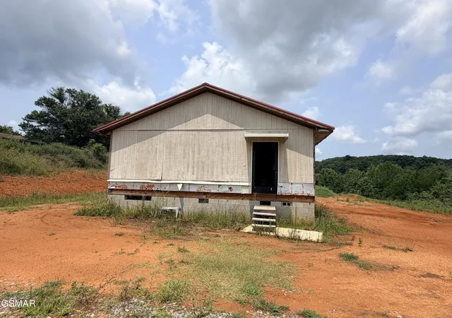 3rd image of 1665 Cosby Hwy, Newport, TN 37821 | MLS# 3320270