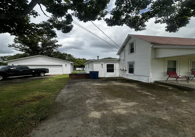 2nd image of 613 E Harp St, Manchester, TN 37355 | MLS# 3320704