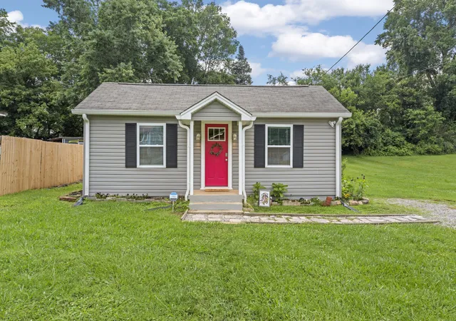 1st image of 3704 Decatur Dr, Knoxville, TN 37920 | MLS# 3312620