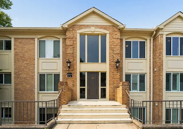 Photo 2 of Condo for sale at 4487 Post Pl #28, Nashville, TN 37205 | MLS# 3314269 | Listing updated on 2026-08-28