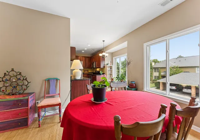 Photo 4 of Condo for sale at 4487 Post Pl #28, Nashville, TN 37205 | MLS# 3314269 | Listing updated on 2026-08-28