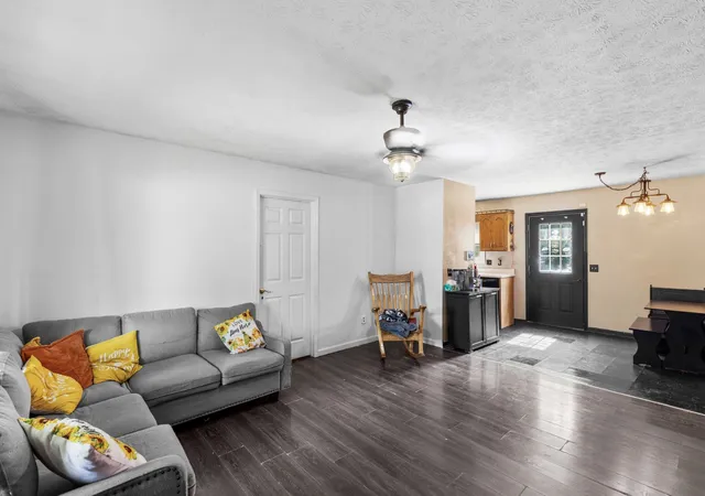 2nd image of 514 W Market St, Portland, TN 37148 | MLS# 3314531