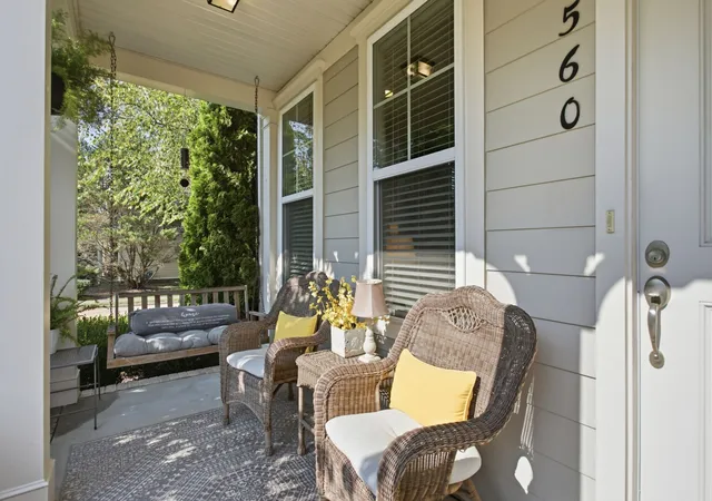 Photo 2 of Townhouse for sale at 1560 Hampshire Pl, Thompsons Station, TN 37179 | MLS# 3312647 | Listing updated on 2026-08-30
