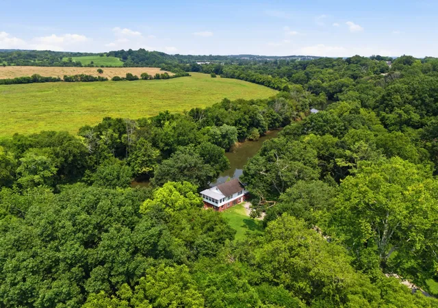 Photo 1 of Single family home for sale at 414 Munn Rd, Nashville, TN 37214 | MLS# 3319776 | Listing updated on 2026-10-08