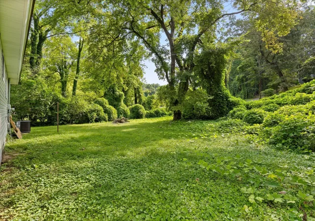 Photo 29 of Single family home for sale at 1720 Cambridge Dr, Chattanooga, TN 37411 | MLS# 3337257 | Listing updated on 2026-08-28