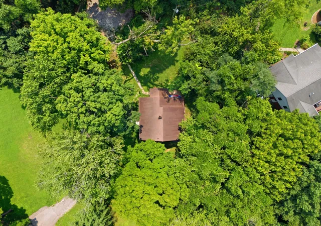 Photo 2 of Single family home for sale at 422 Munn Rd, Nashville, TN 37214 | MLS# 3319775 | Listing updated on 2026-08-03