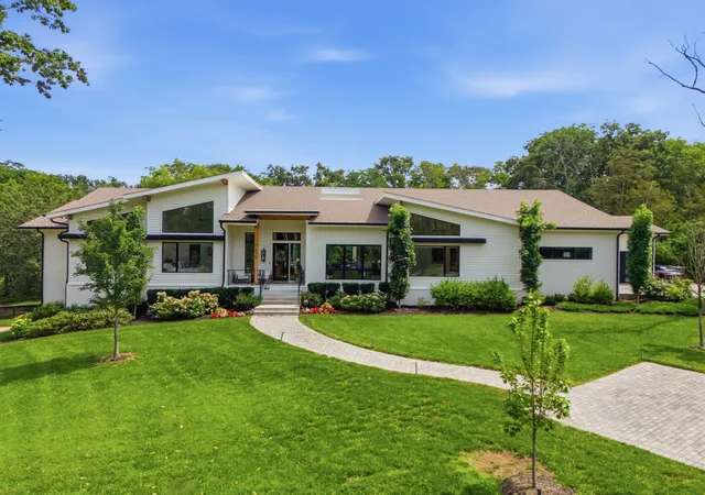 1st image of 710 Bresslyn Rd, Nashville, TN 37205 | MLS# 3314282
