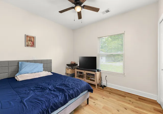 Photo 4 of Multi family home for sale at 110 Clark St, Mc Minnville, TN 37110 | MLS# 3623550 | Listing updated on 2026-10-22