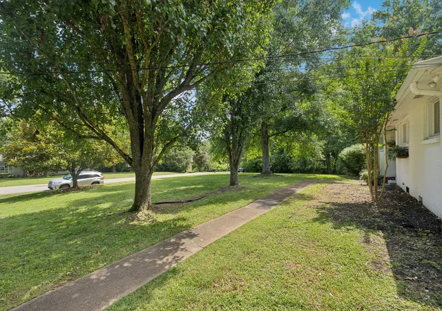 4th image of 6567 Brownlee Dr, Nashville, TN 37205 | MLS# 3314305