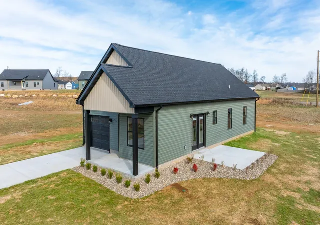 Single family home for sale at 114 Joiner Ave, Elkton, KY 42220 | MLS# 3312644
