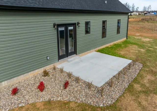Photo 3 of Single family home for sale at 114 Joiner Ave, Elkton, KY 42220 | MLS# 3312644 | Listing updated on 2026-07-31
