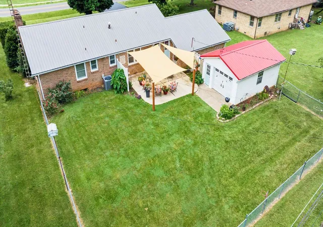 2nd image of 3614 Lafayette Rd, Hopkinsville, KY 42240 | MLS# 3312657