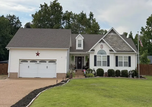 1st image of 109 Carrie Mae Cir, Portland, TN 37148 | MLS# 3319317