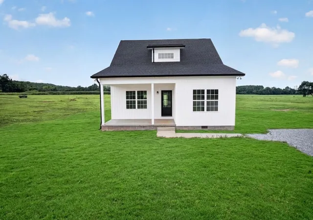 Photo 1 of Single family home for sale at 3607 Greenhaw Rd, Decherd, TN 37324 | MLS# 3314366 | Listing updated on 2026-09-21
