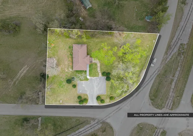 38th image of 549 Swan Ave, Hohenwald, TN 38462 | MLS# 3312697