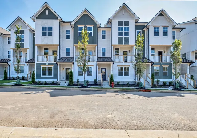 Photo 1 of Townhouse for sale at 2019 Maple View Ln, Nashville, TN 37207 | MLS# 3312705 | Listing updated on 2026-07-30
