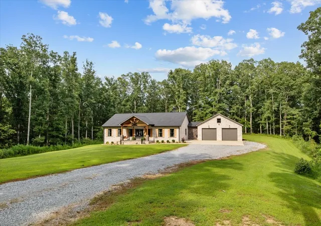 4th image of 260 Perkins Ln, Waverly, TN 37185 | MLS# 3318504