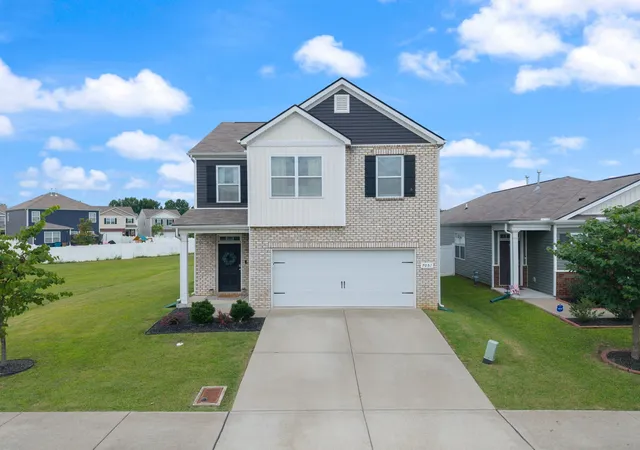 Photo 1 of Single family home for sale at 7051 Paisley Wood Dr, Antioch, TN 37013 | MLS# 3322360 | Listing updated on 2026-10-08