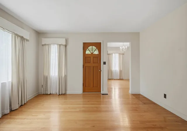 5th image of 1281 W Fairfax Dr, Chattanooga, TN 37415 | MLS# 3312721