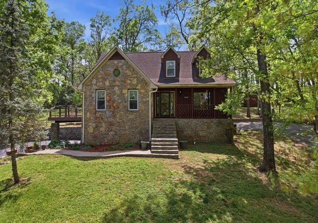 1st image of 2105 Alpine Dr, Columbia, TN 38401 | MLS# 3314521