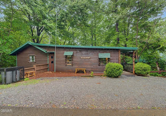 1st image of 1128 Ridgefield Dr, Sevierville, TN 37876 | MLS# 3312765