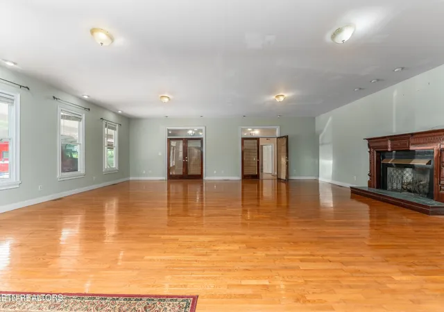 4th image of 702 Meadowview Dr, Harriman, TN 37748 | MLS# 3314238