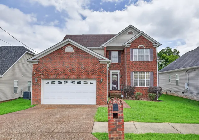 Photo 1 of Single family home for sale at 1290 Goodmorning Dr, Nashville, TN 37207 | MLS# 3315899 | Listing updated on 2026-09-01