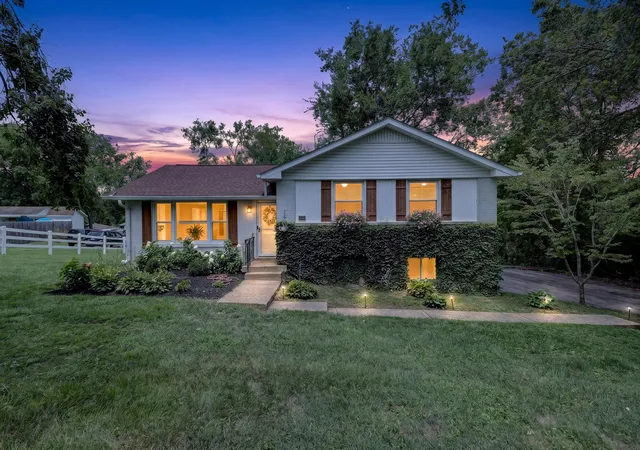1st image of 302 Dorr Dr, Goodlettsville, TN 37072 | MLS# 3314387