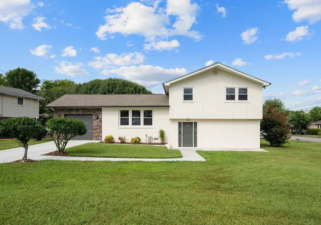 Photo 3 of Single family home for sale at 501 Rural Hl Rd, Nashville, TN 37217 | MLS# 3513063 | Listing updated on 2026-08-14