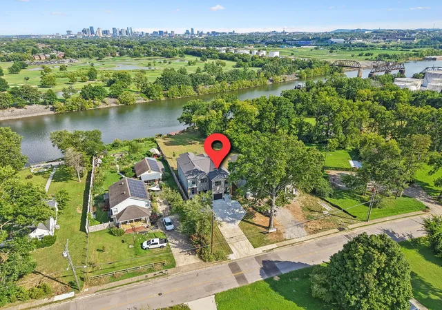 2nd image of 1714a River Dr, Nashville, TN 37218 | MLS# 3513252