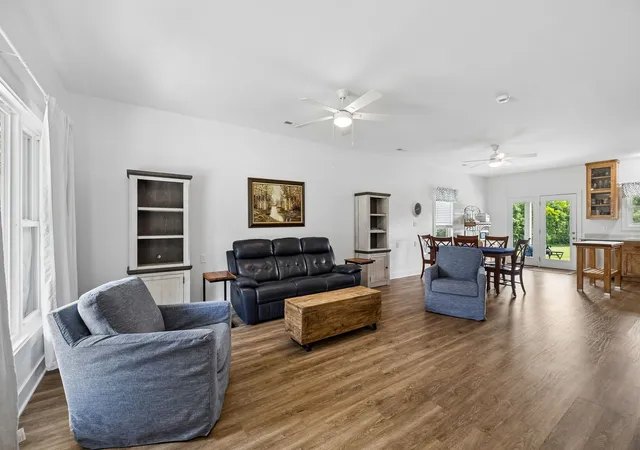4th image of 421 Spout Spring Rd, Dover, TN 37058 | MLS# 3510416