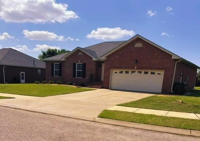 Photo 1 of Single family home for sale at 659 Lilycrest Dr, Gallatin, TN 37066 | MLS# 3314391 | Listing updated on 2026-10-28