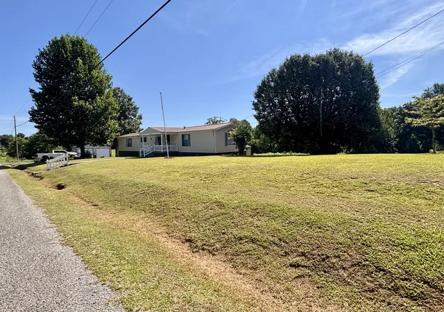 Photo 2 of Manufactured home for sale at 3249 Pea Ridge Rd, Liberty, TN 37095 | MLS# 3316001 | Listing updated on 2026-08-15