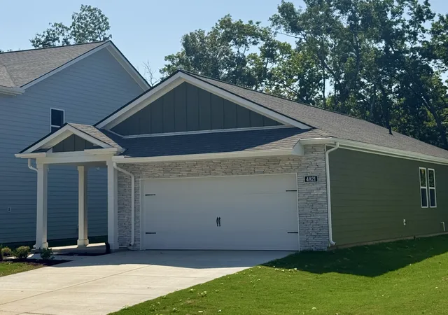 Single family home for sale at 4821 Clousden Way, Murfreesboro, TN 37129 | MLS# 3314412