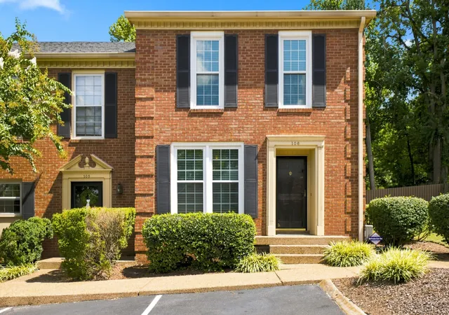Photo 1 of Sale Pending at 106 Westwood Trce, Nashville, TN 37212 | MLS# 3318425 | Listing updated on 2026-09-24
