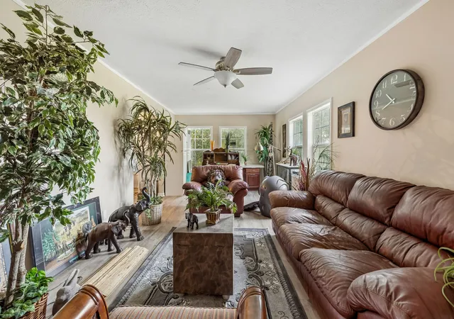 Photo 3 of Single family home for sale at 9680 Highway 25 E, Hartsville, TN 37074 | MLS# 3314687 | Listing updated on 2026-09-02